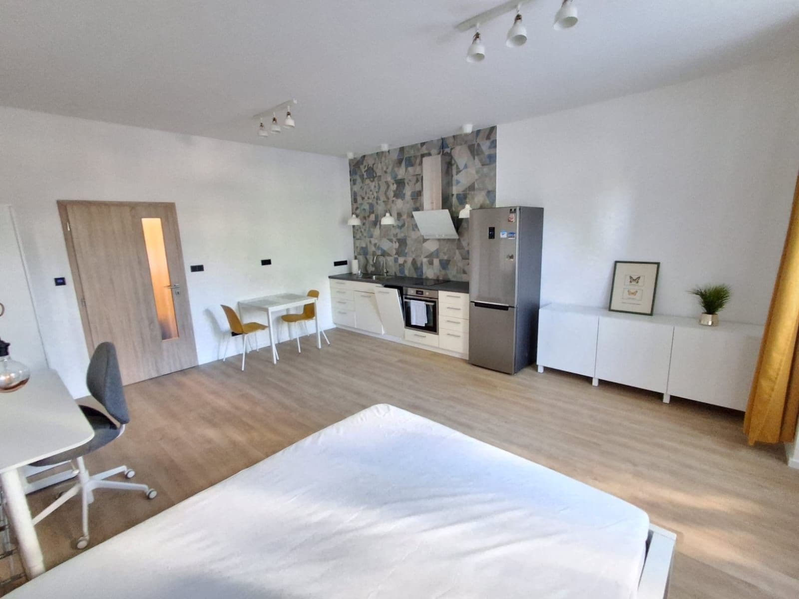 Studio flat to rent, 35 m², Fibichova, Prague, Prague Studio flat to rent, 35 m², Fibichova, Prague, Prague