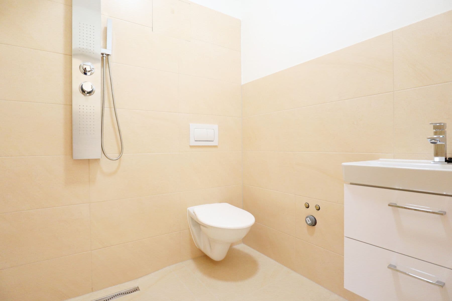 2 bedroom with open-plan kitchen flat for sale, 97 m², Slámova, Brno, Jihomoravský Region 2 bedroom with open-plan kitchen flat for sale, 97 m², Slámova, Brno, Jihomoravský Region