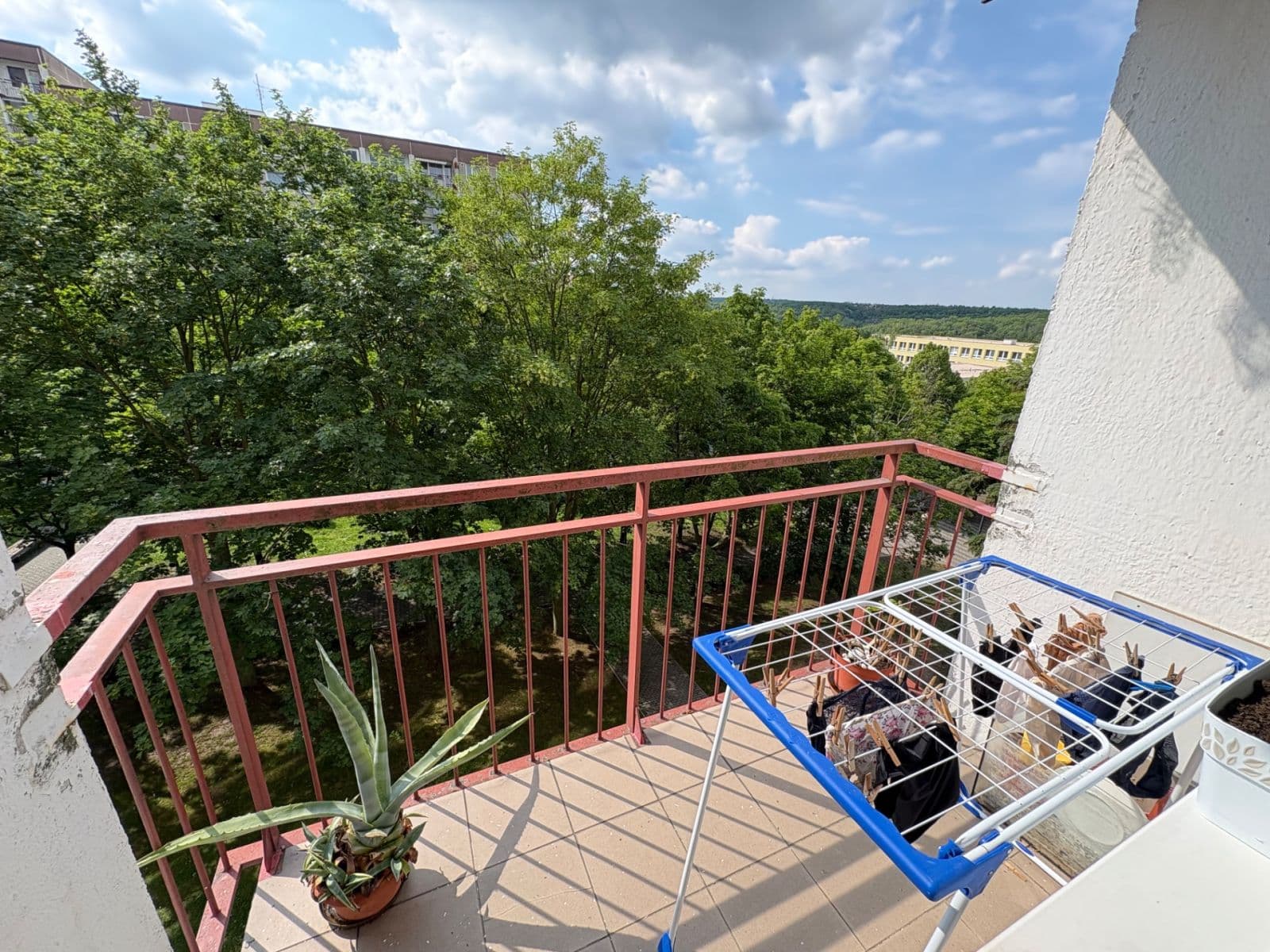 4 bedroom flat to rent, 97 m², Renoirova, Prague, Prague 4 bedroom flat to rent, 97 m², Renoirova, Prague, Prague