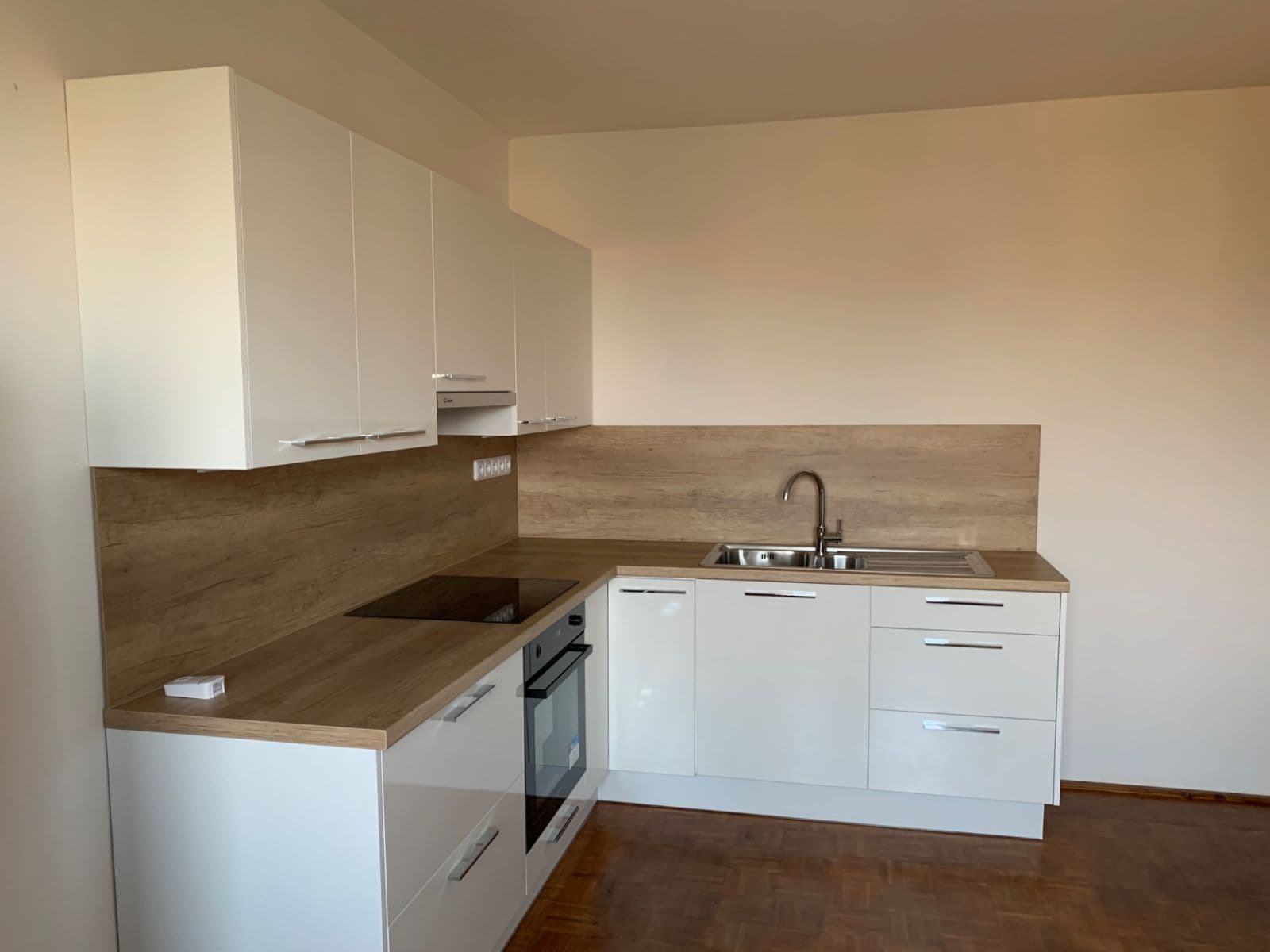 3 bedroom flat to rent, 144 m², Roudnice nad Labem, Ústecký Region 3 bedroom flat to rent, 144 m², Roudnice nad Labem, Ústecký Region