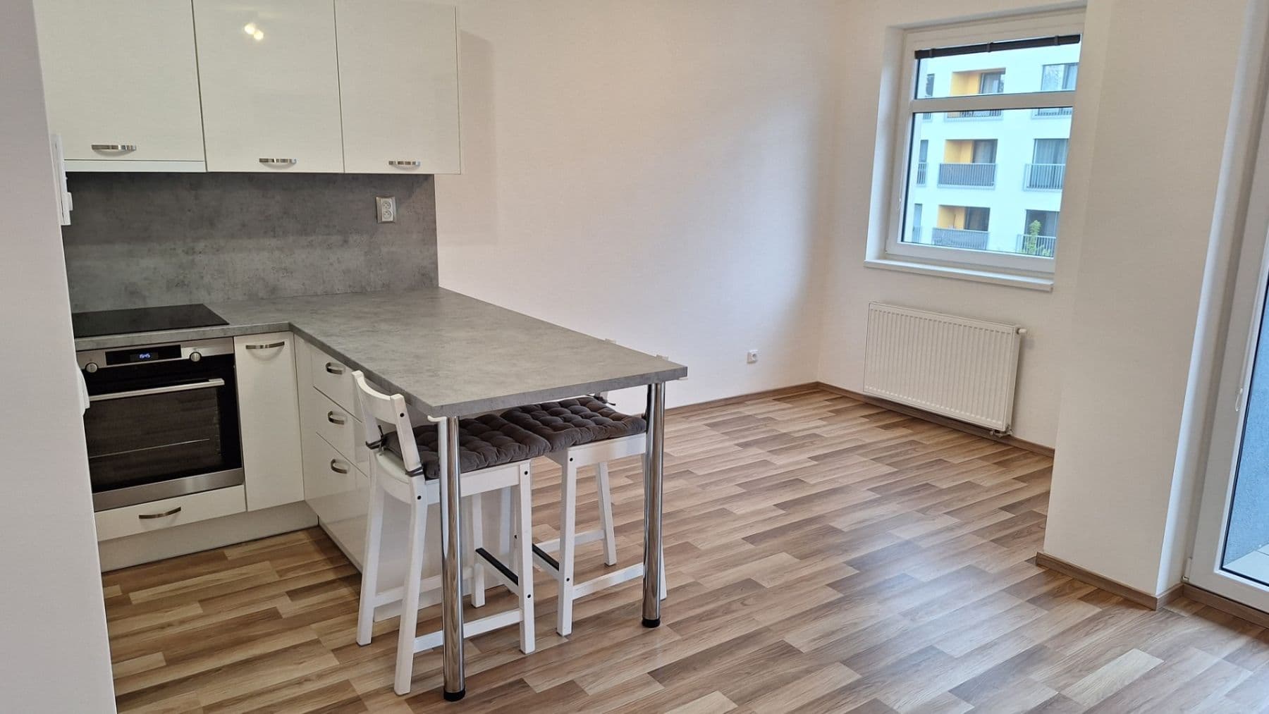 Studio flat to rent, 34 m², Oty Bubeníčka, Prague, Prague Studio flat to rent, 34 m², Oty Bubeníčka, Prague, Prague