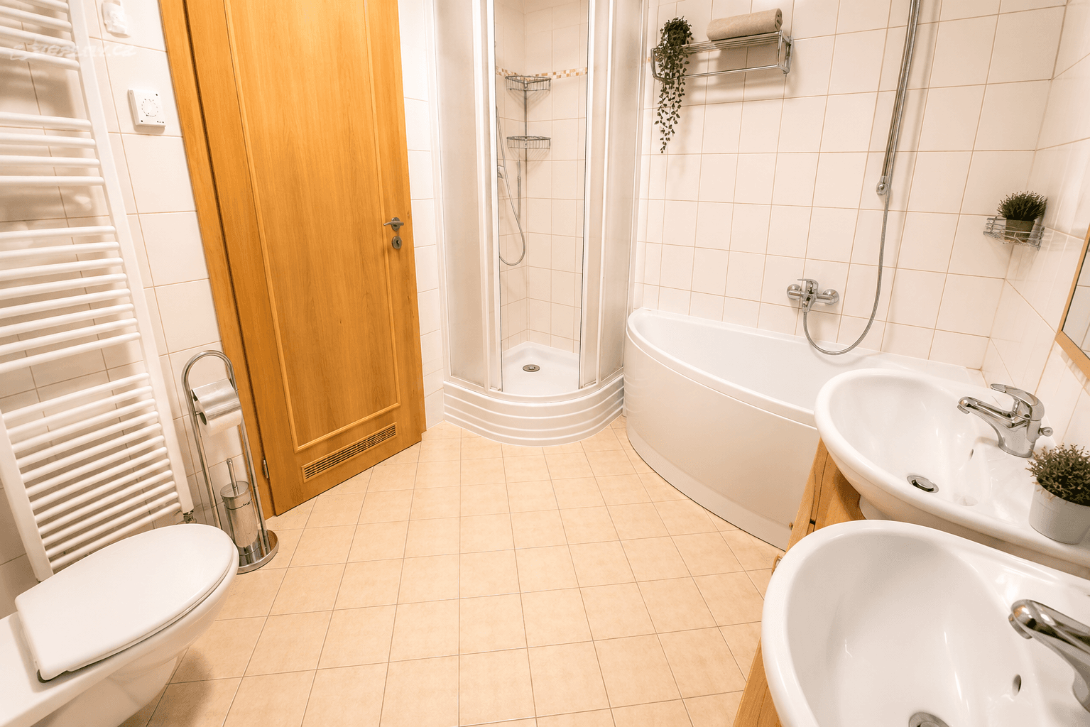 2 bedroom with open-plan kitchen flat to rent, 94 m², Schwarzenberská, Prague, Prague 2 bedroom with open-plan kitchen flat to rent, 94 m², Schwarzenberská, Prague, Prague