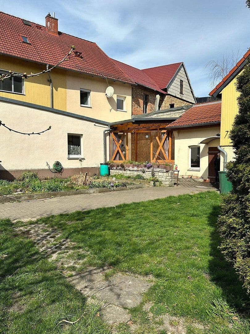 house for sale, 250 m², Steinweg 21, Hötensleben, Saxony-Anhalt house for sale, 250 m², Steinweg 21, Hötensleben, Saxony-Anhalt