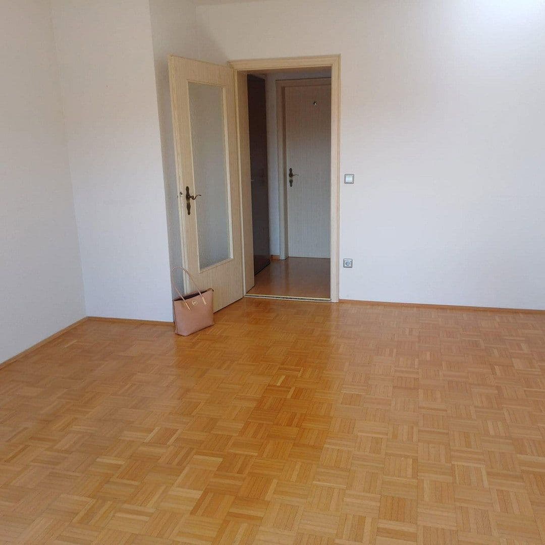3 bedroom flat to rent, 68 m², Weiden, Bavaria 3 bedroom flat to rent, 68 m², Weiden, Bavaria