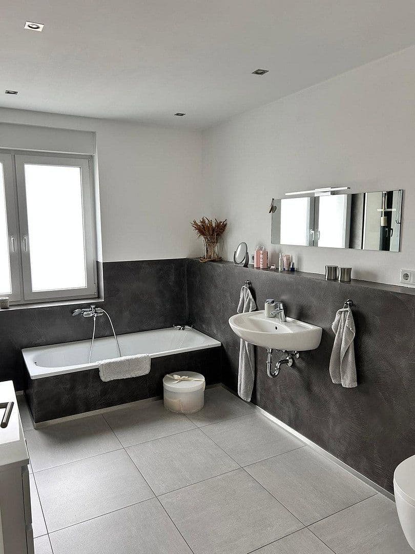 3 bedroom flat to rent, 98 m², Lohmühlenstraße 2, Lüdenscheid, North Rhine-Westphalia 3 bedroom flat to rent, 98 m², Lohmühlenstraße 2, Lüdenscheid, North Rhine-Westphalia
