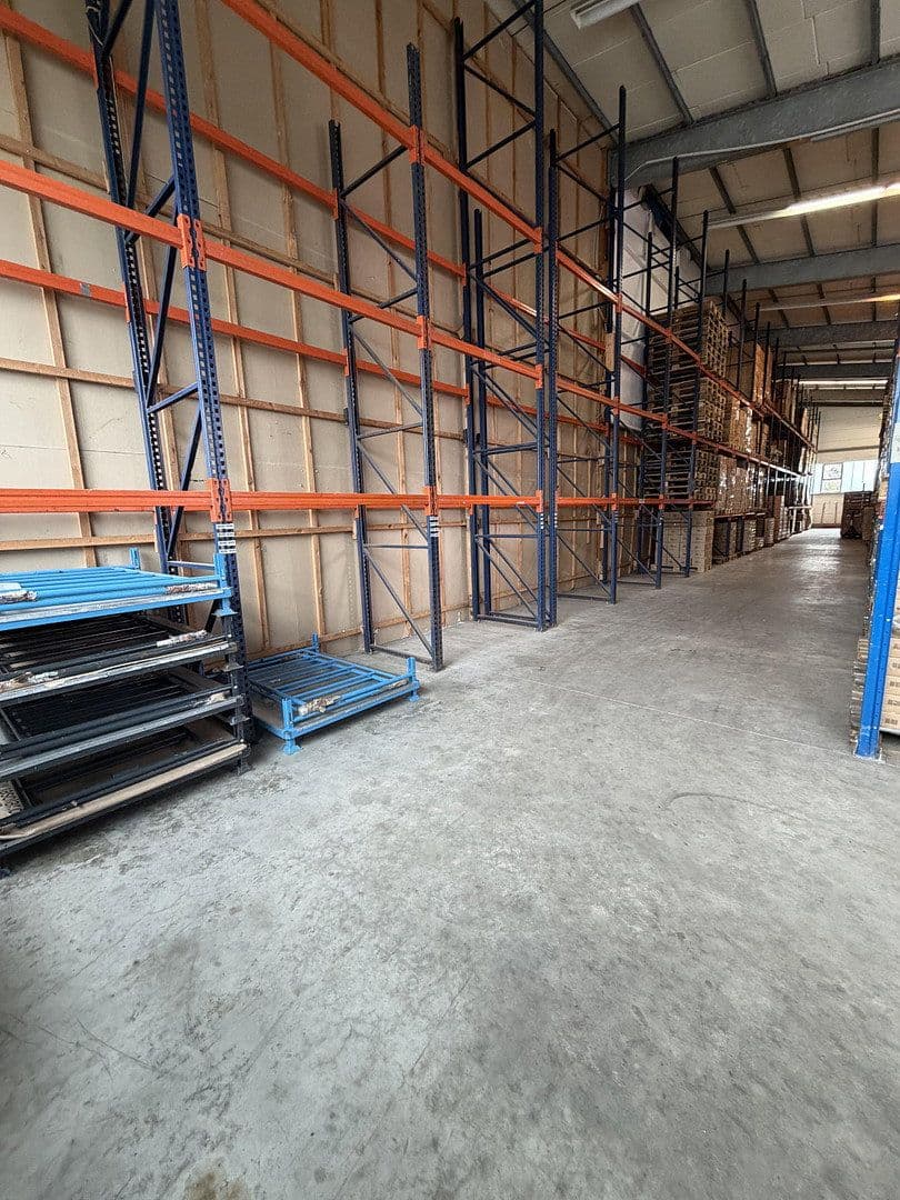 non-residential property to rent, 1,300 m², Neunkirchen-Seelscheid, North Rhine-Westphalia non-residential property to rent, 1,300 m², Neunkirchen-Seelscheid, North Rhine-Westphalia