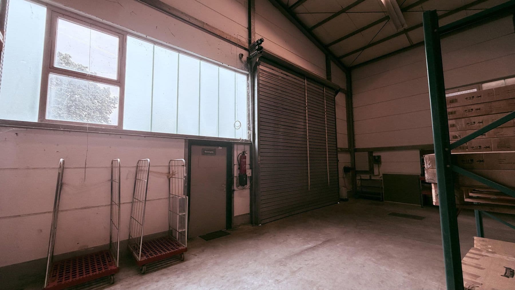 non-residential property to rent, 1,300 m², Neunkirchen-Seelscheid, North Rhine-Westphalia non-residential property to rent, 1,300 m², Neunkirchen-Seelscheid, North Rhine-Westphalia