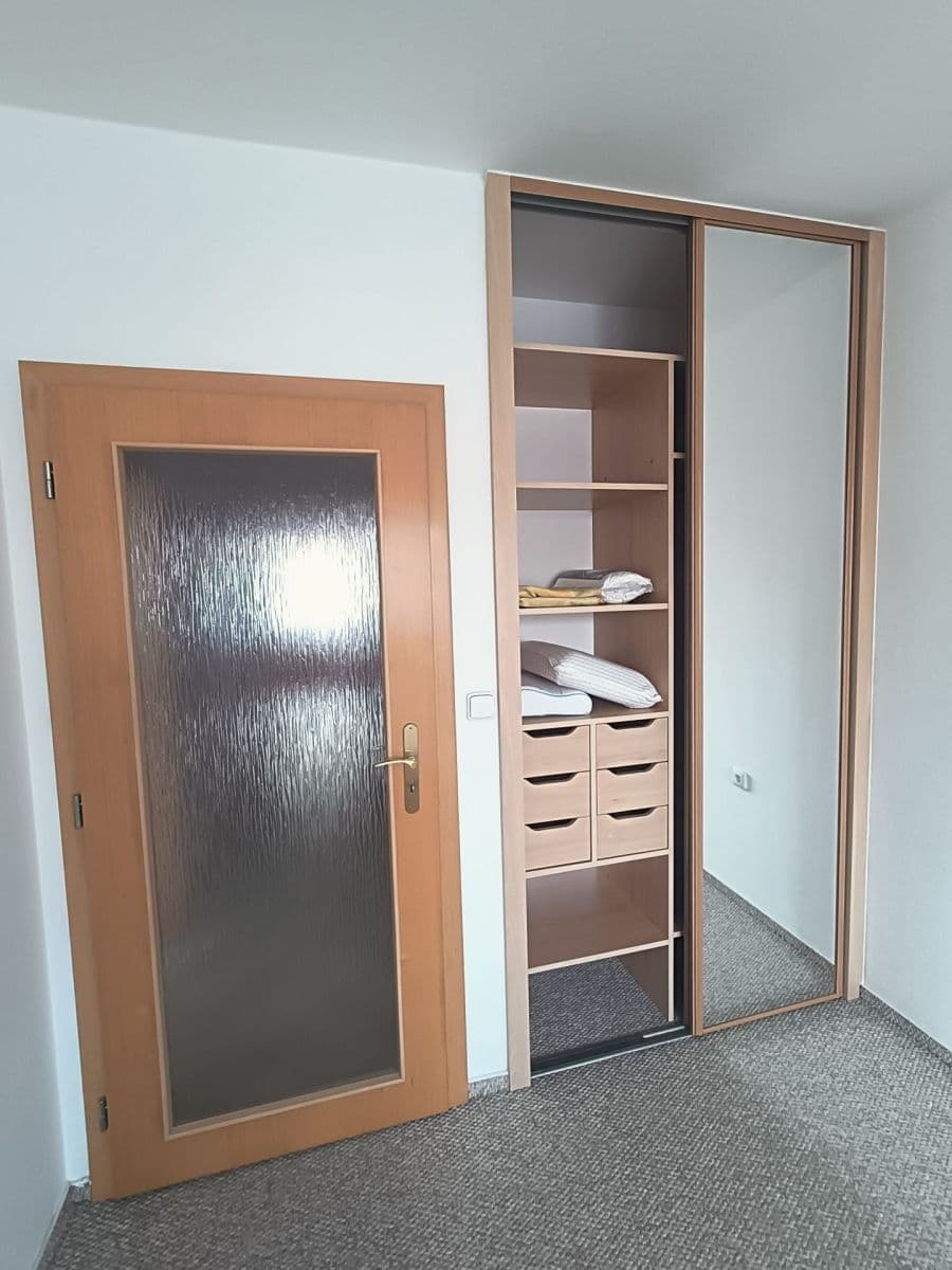 2 bedroom with open-plan kitchen flat to rent, 73 m², Radyňská, Plzeň, Plzeňský Region 2 bedroom with open-plan kitchen flat to rent, 73 m², Radyňská, Plzeň, Plzeňský Region