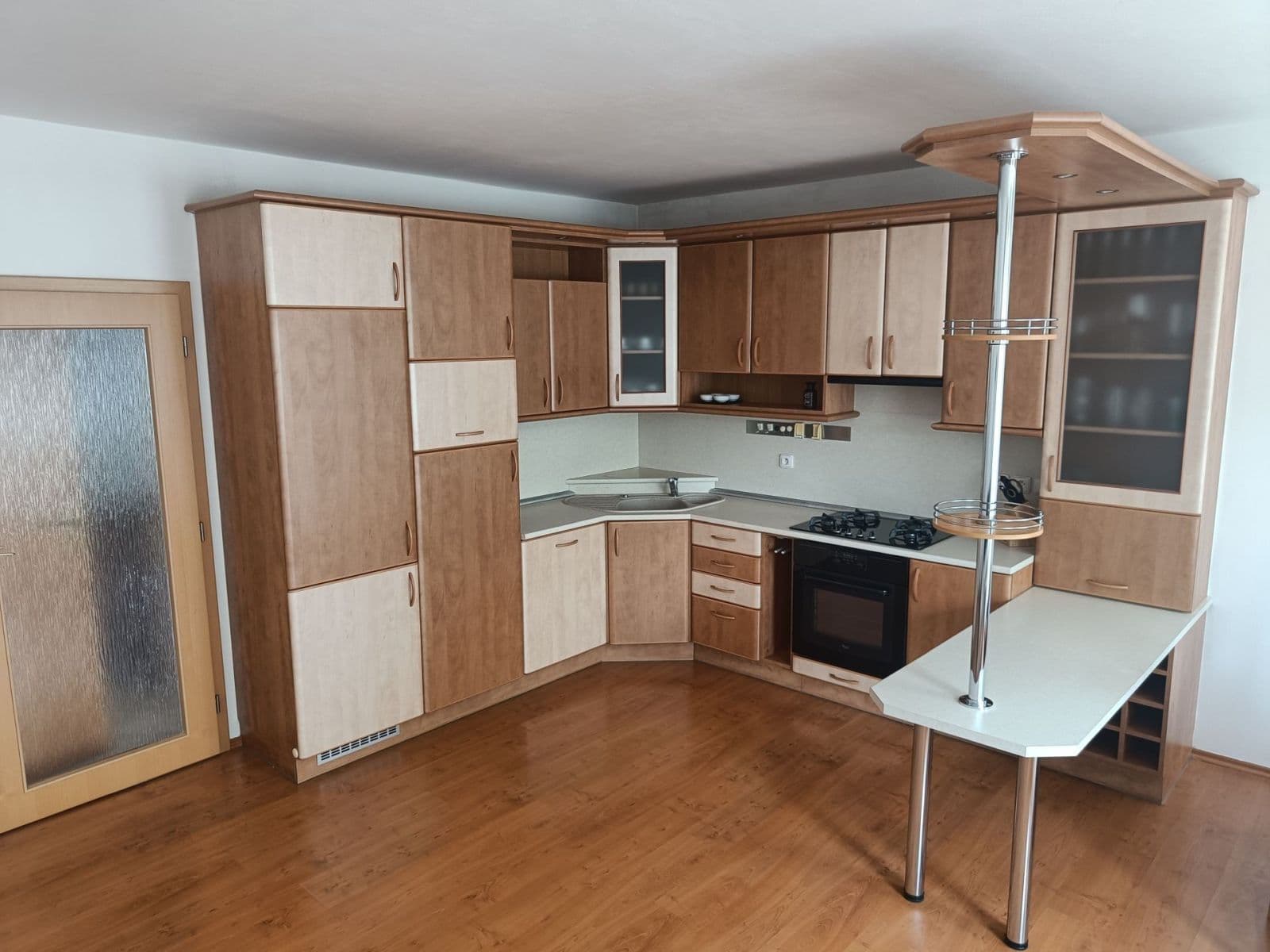 2 bedroom with open-plan kitchen flat to rent, 73 m², Radyňská, Plzeň, Plzeňský Region 2 bedroom with open-plan kitchen flat to rent, 73 m², Radyňská, Plzeň, Plzeňský Region