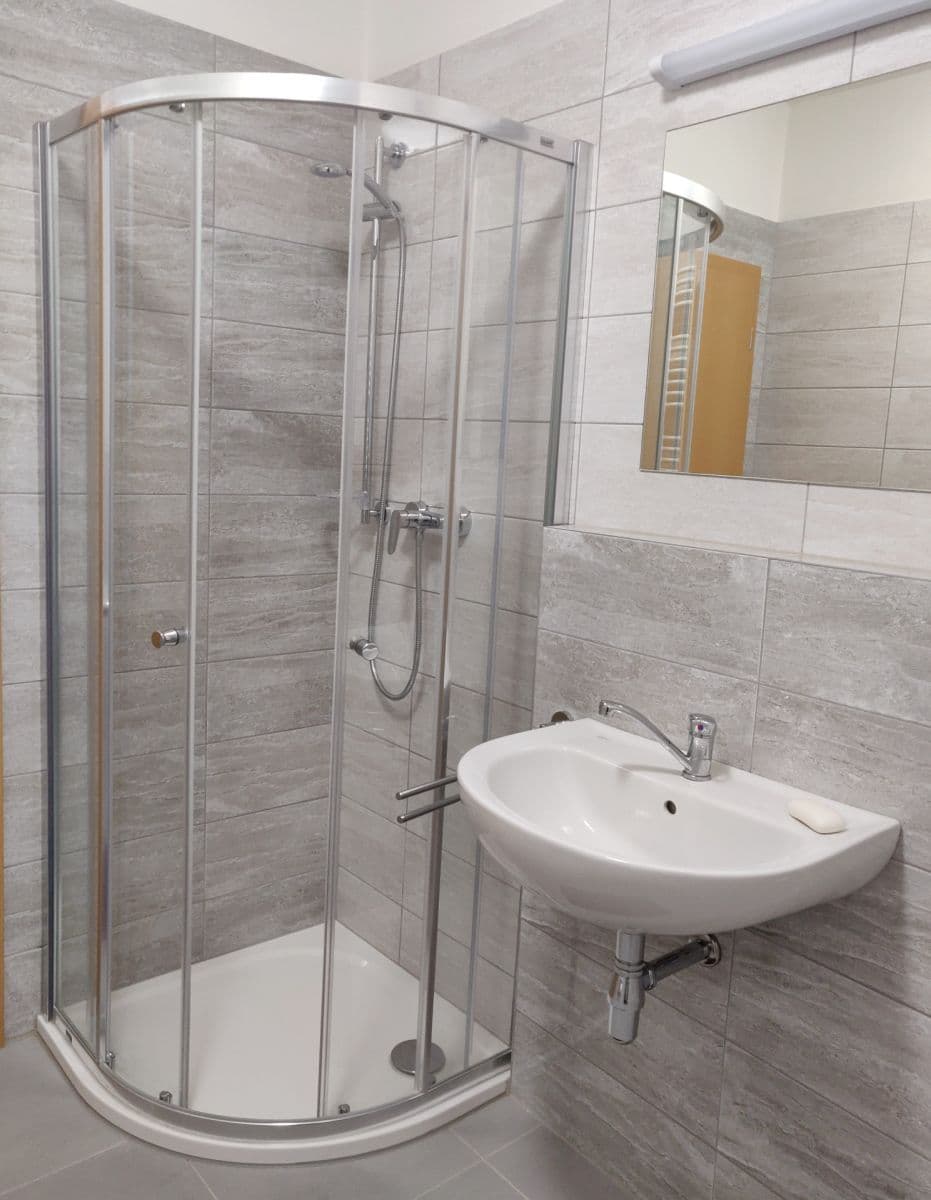 Studio flat to rent, 32 m², Zahrádky, Uherské Hradiště, Zlínský Region Studio flat to rent, 32 m², Zahrádky, Uherské Hradiště, Zlínský Region