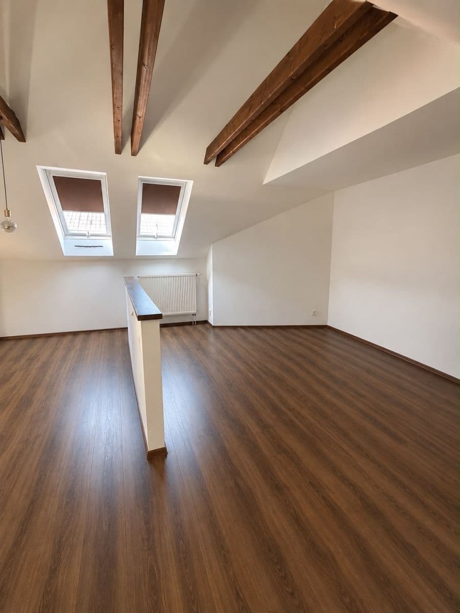 2 bedroom with open-plan kitchen flat to rent, 95 m², Kutnohorská, Prague, Prague 2 bedroom with open-plan kitchen flat to rent, 95 m², Kutnohorská, Prague, Prague
