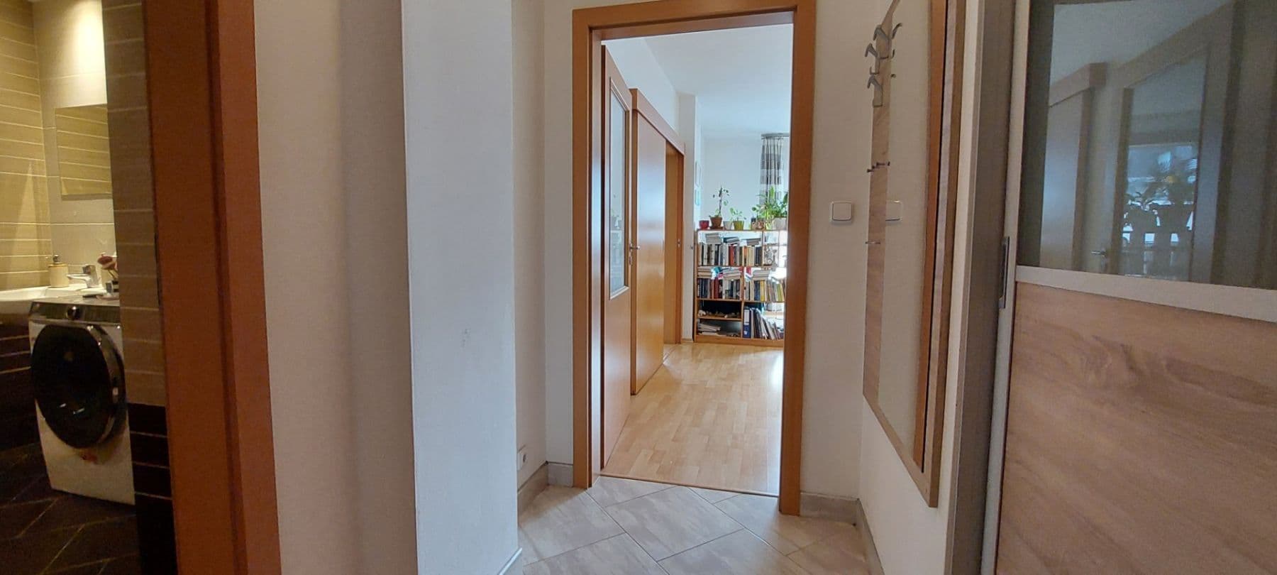 1 bedroom with open-plan kitchen flat to rent, 62 m², V Háji, Prague, Prague 1 bedroom with open-plan kitchen flat to rent, 62 m², V Háji, Prague, Prague