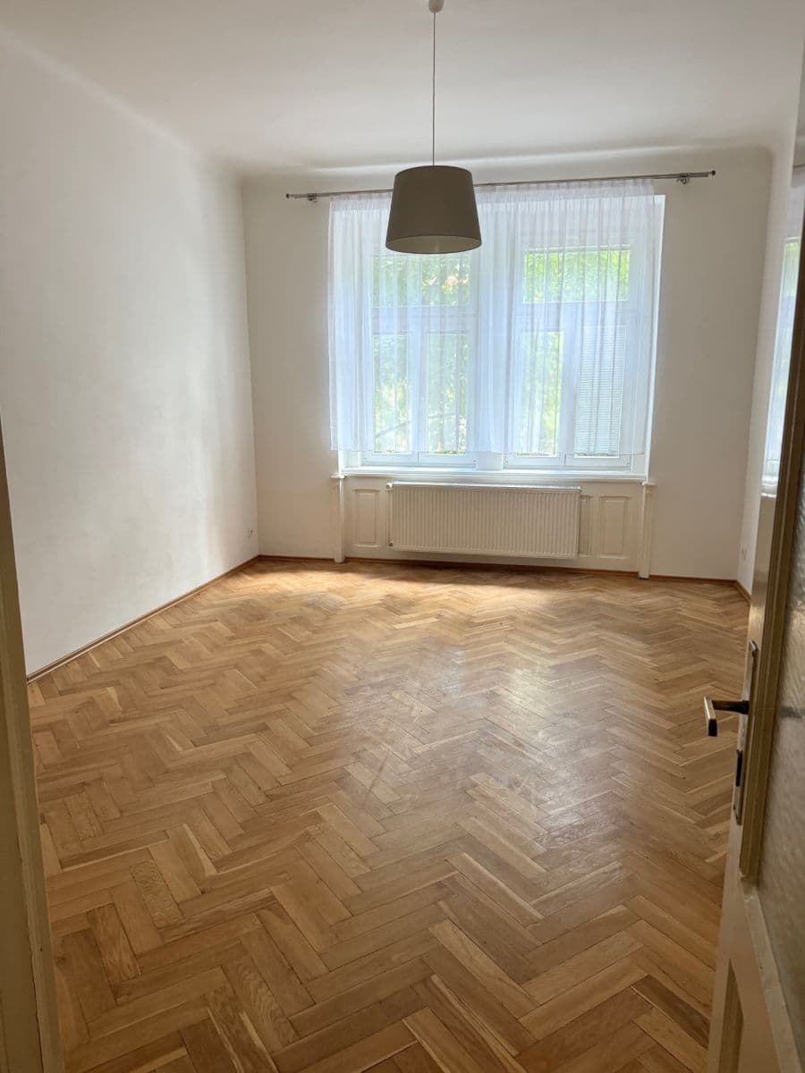 2 bedroom flat to rent, 78 m², Ruská, Prague, Prague 2 bedroom flat to rent, 78 m², Ruská, Prague, Prague