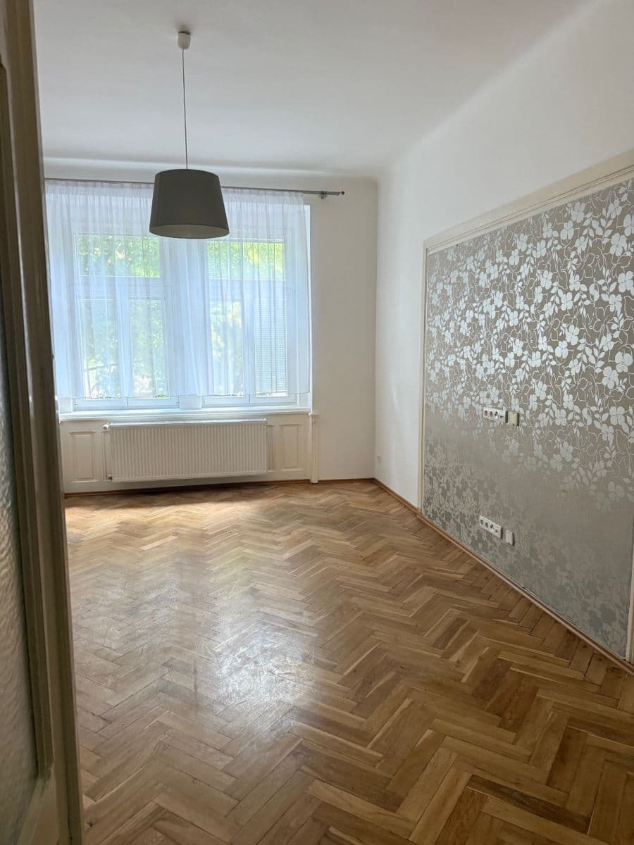 2 bedroom flat to rent, 78 m², Ruská, Prague, Prague 2 bedroom flat to rent, 78 m², Ruská, Prague, Prague