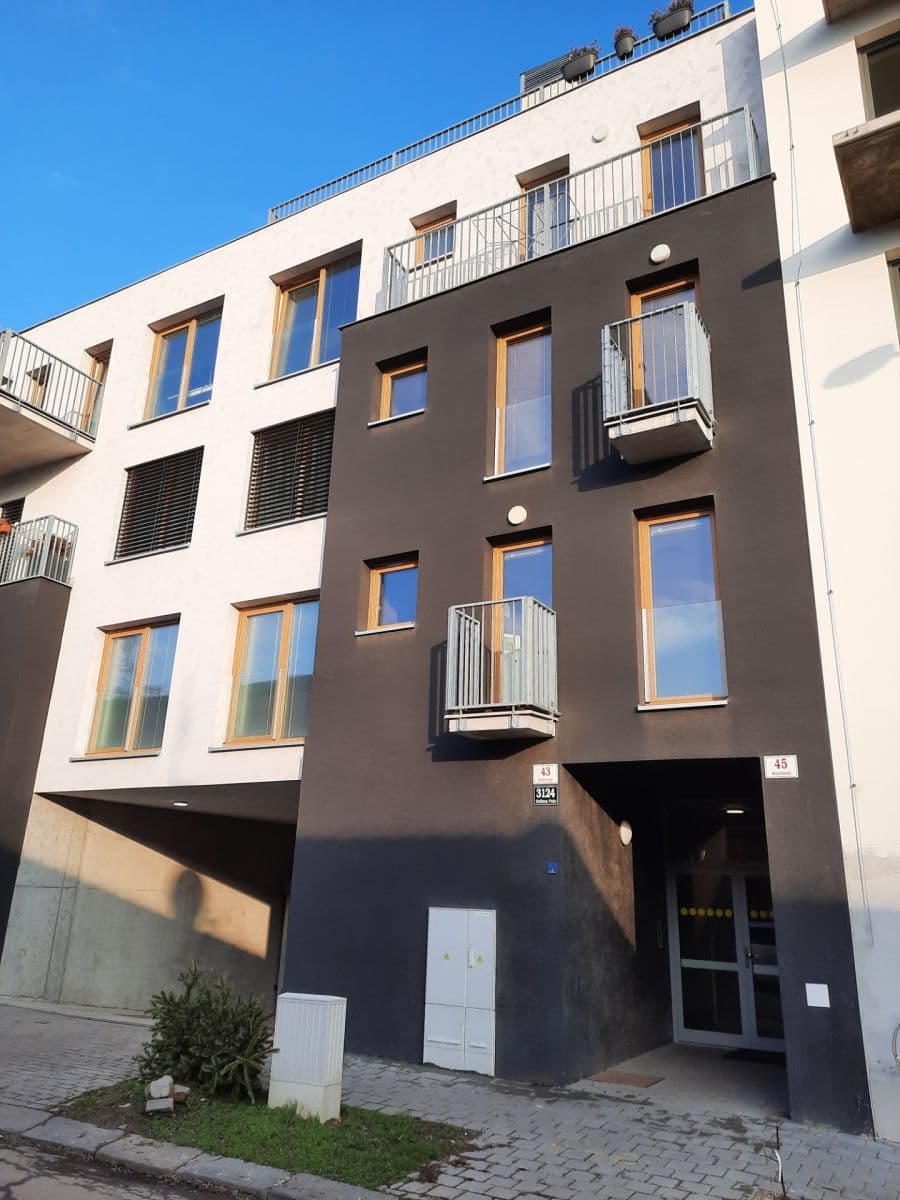 Studio flat to rent, 25 m², Košinova, Brno, Jihomoravský Region Studio flat to rent, 25 m², Košinova, Brno, Jihomoravský Region