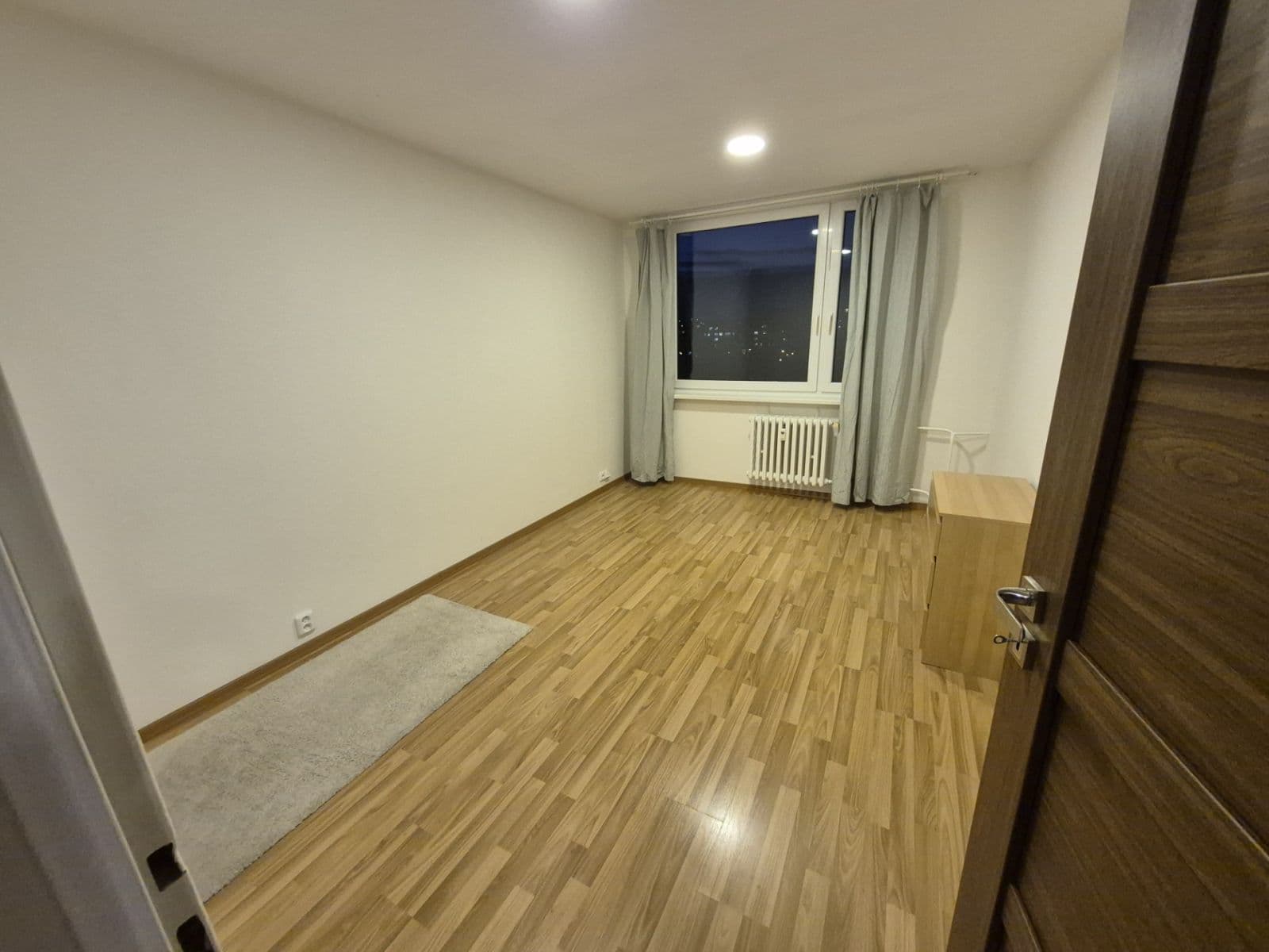 3 bedroom with open-plan kitchen flat to rent, 104 m², Anderleho, Prague, Prague 3 bedroom with open-plan kitchen flat to rent, 104 m², Anderleho, Prague, Prague