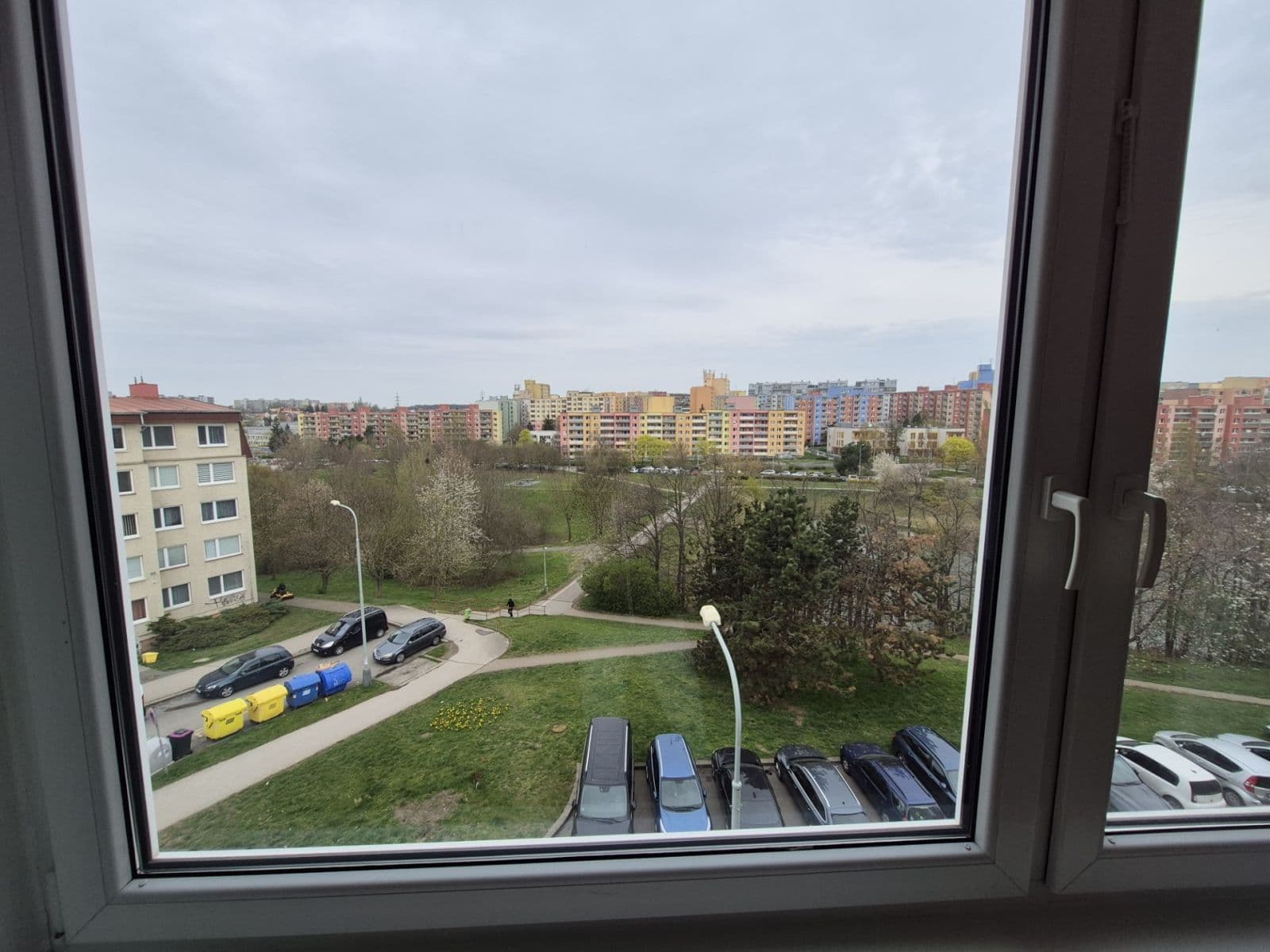 3 bedroom with open-plan kitchen flat to rent, 104 m², Anderleho, Prague, Prague 3 bedroom with open-plan kitchen flat to rent, 104 m², Anderleho, Prague, Prague