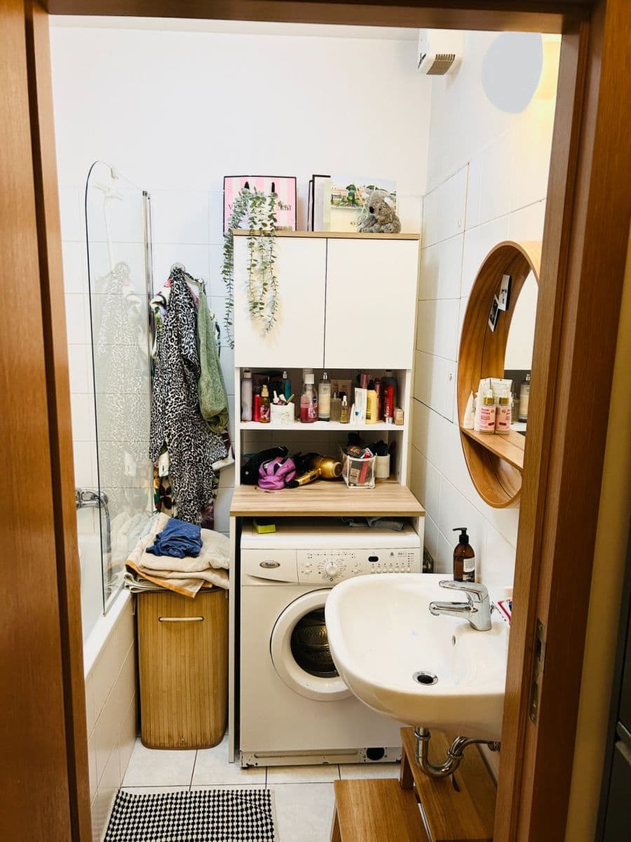 Studio flat to rent, 39 m², Randova, Prague, Prague Studio flat to rent, 39 m², Randova, Prague, Prague