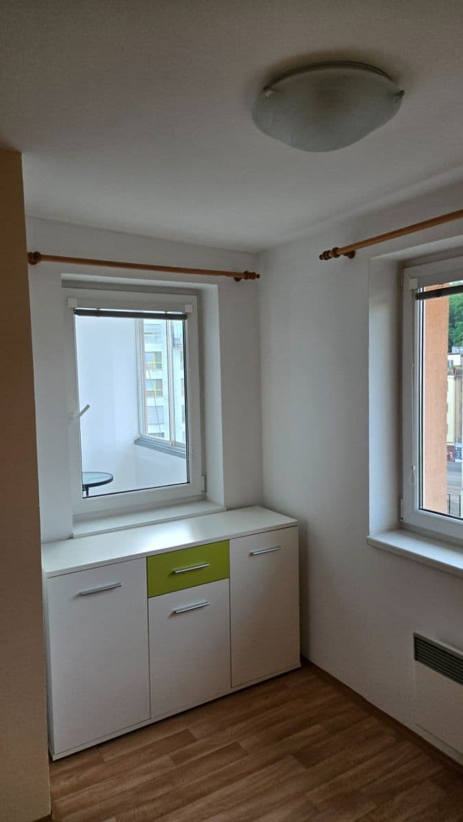 1 bedroom flat to rent, 42 m², Vrchlického, Prague, Prague 1 bedroom flat to rent, 42 m², Vrchlického, Prague, Prague