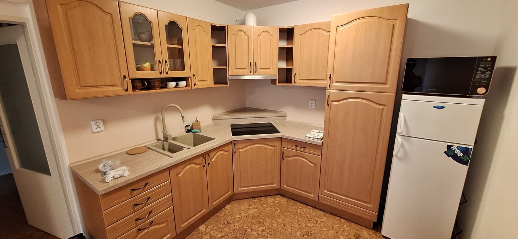 1 bedroom with open-plan kitchen flat to rent, 38 m², Bochovská, Prague, Prague 1 bedroom with open-plan kitchen flat to rent, 38 m², Bochovská, Prague, Prague