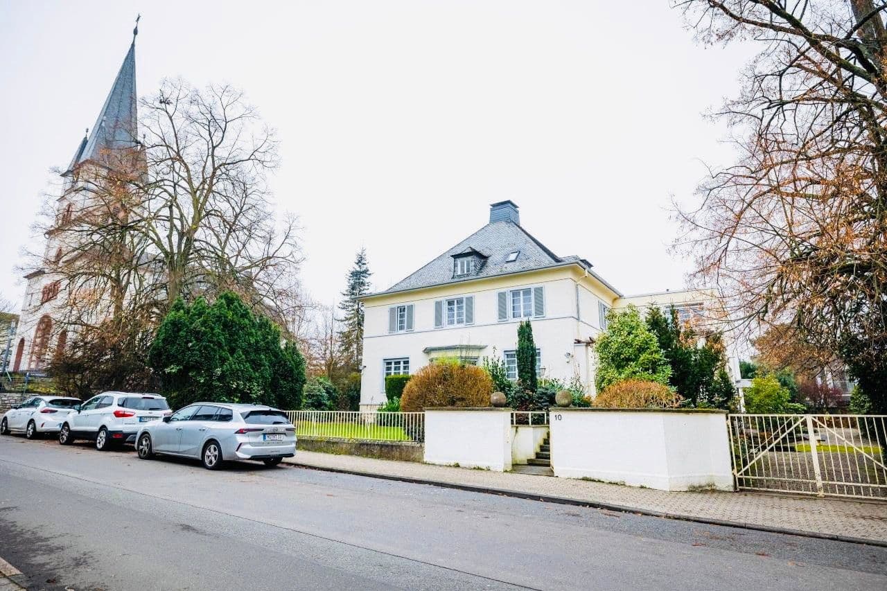 2 bedroom with open-plan kitchen flat to rent, 150 m², Weberstraße 10, Bad Homburg vor der Höhe, Hesse 2 bedroom with open-plan kitchen flat to rent, 150 m², Weberstraße 10, Bad Homburg vor der Höhe, Hesse