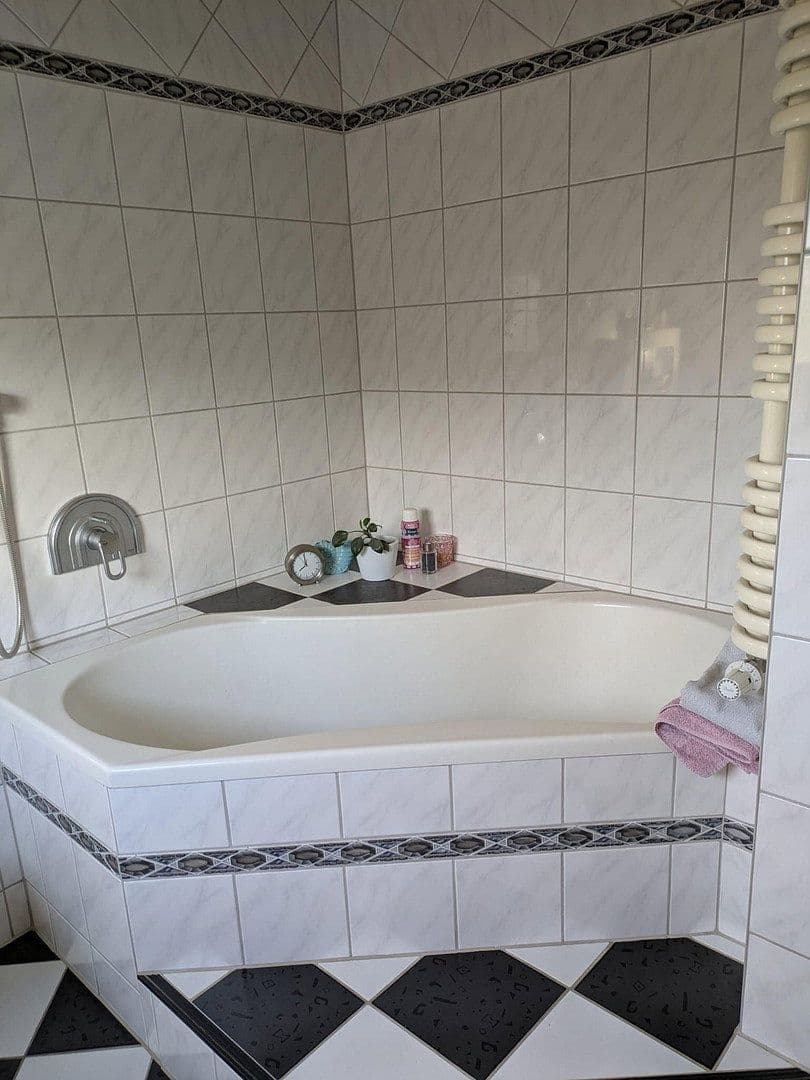 2 bedroom with open-plan kitchen flat for sale, 102 m², Metzingen, Baden-Württemberg 2 bedroom with open-plan kitchen flat for sale, 102 m², Metzingen, Baden-Württemberg