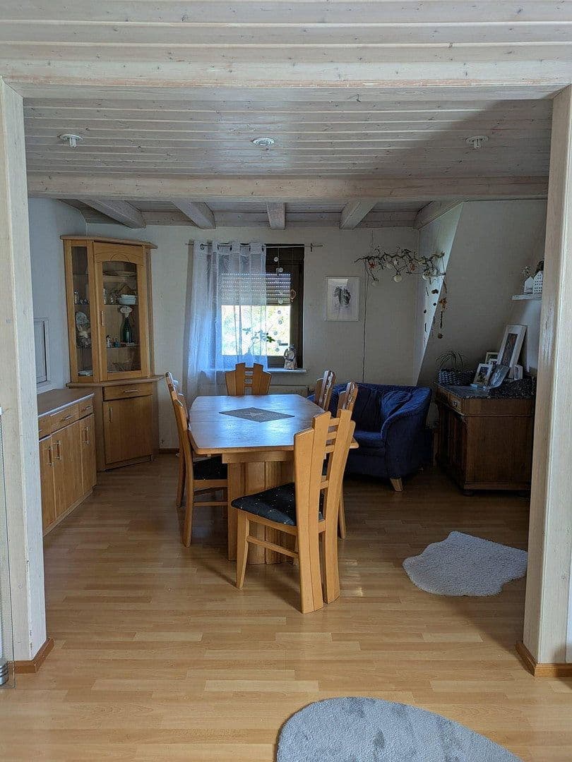 2 bedroom with open-plan kitchen flat for sale, 102 m², Metzingen, Baden-Württemberg 2 bedroom with open-plan kitchen flat for sale, 102 m², Metzingen, Baden-Württemberg