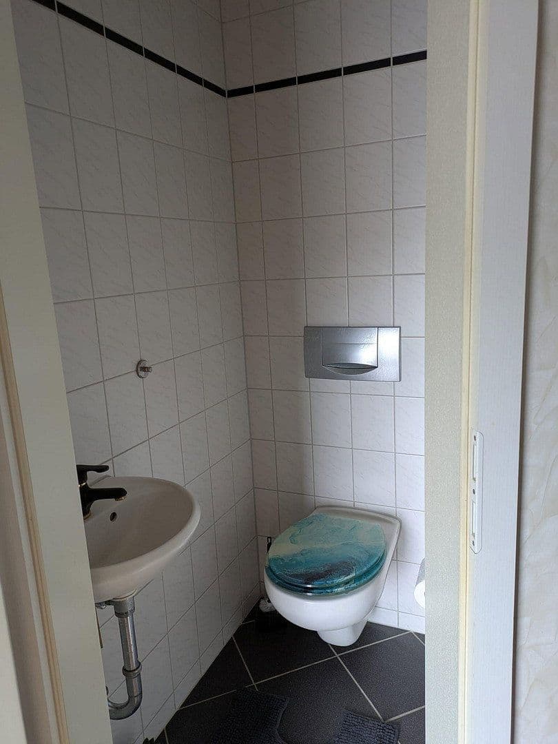 2 bedroom with open-plan kitchen flat for sale, 102 m², Metzingen, Baden-Württemberg 2 bedroom with open-plan kitchen flat for sale, 102 m², Metzingen, Baden-Württemberg