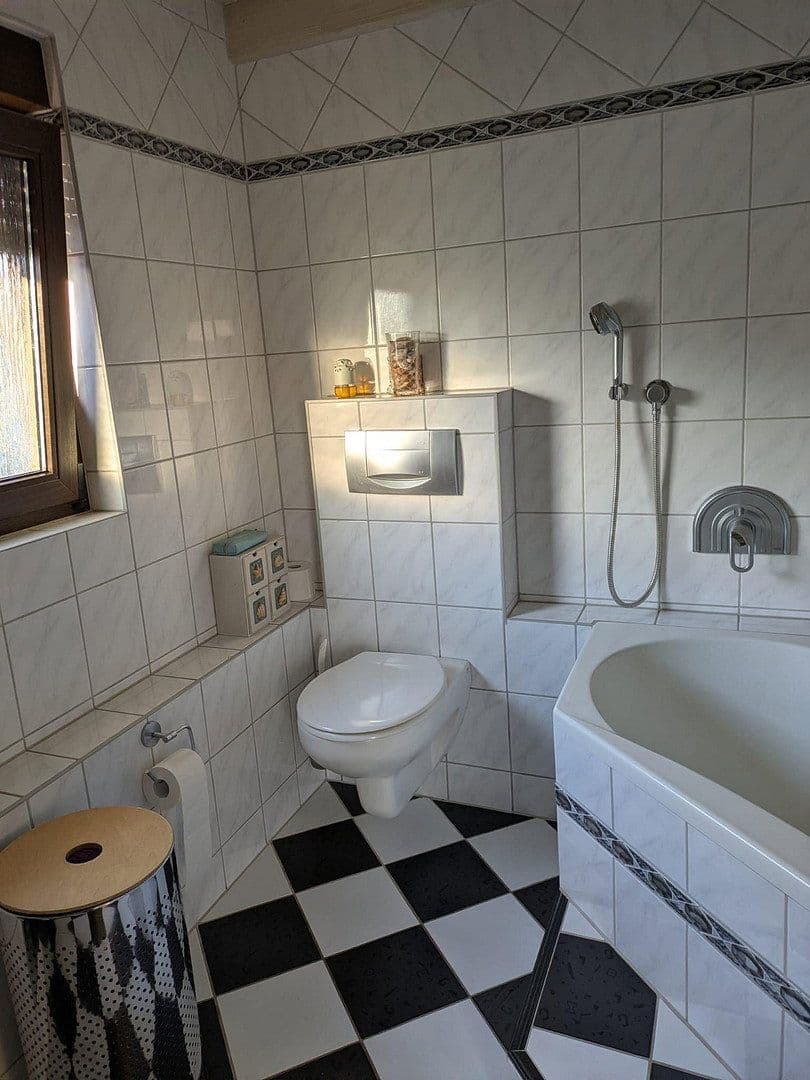 2 bedroom with open-plan kitchen flat for sale, 102 m², Metzingen, Baden-Württemberg 2 bedroom with open-plan kitchen flat for sale, 102 m², Metzingen, Baden-Württemberg