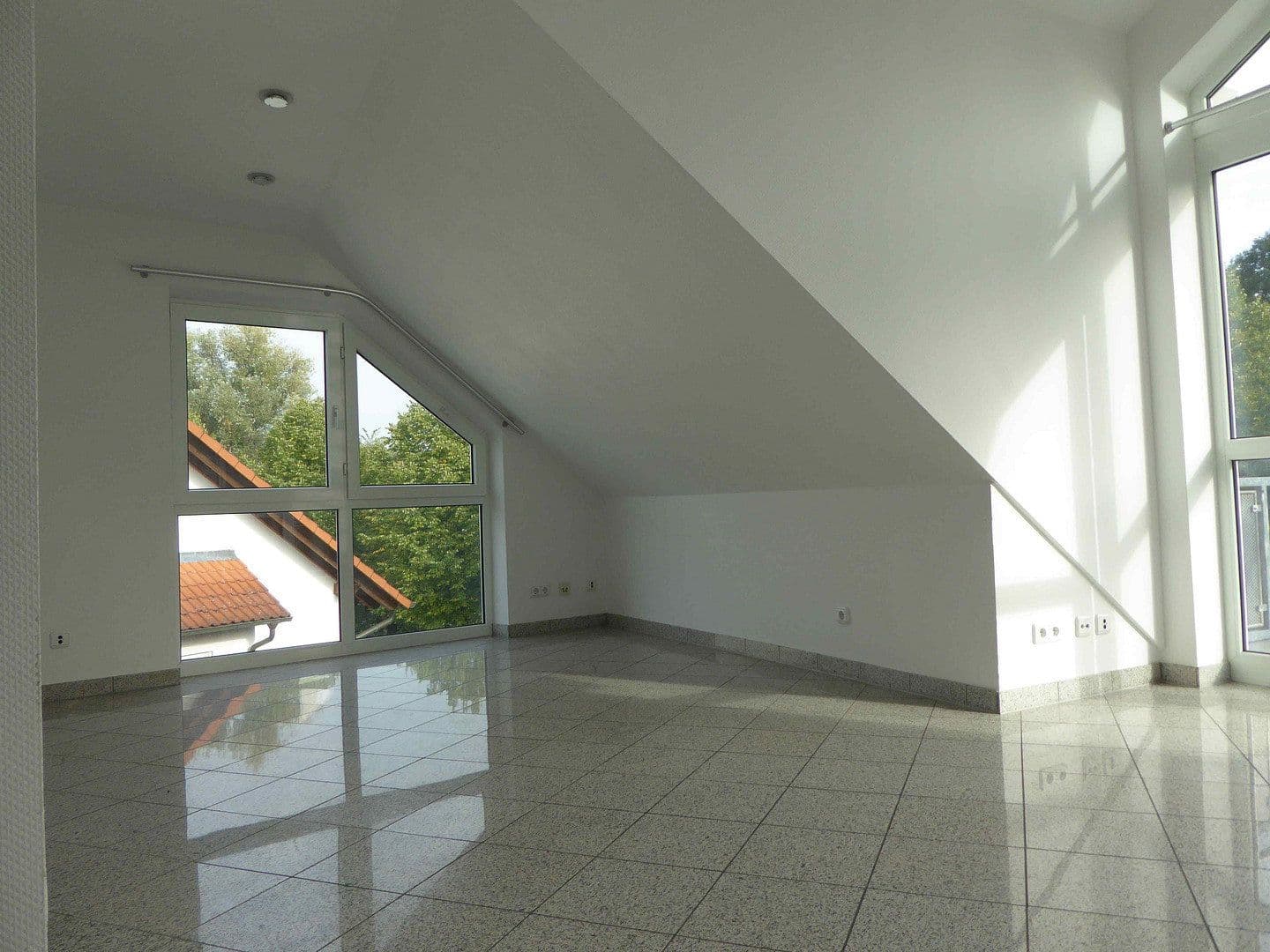 2 bedroom with open-plan kitchen flat for sale, 90 m², Groß-Umstadt, Hesse 2 bedroom with open-plan kitchen flat for sale, 90 m², Groß-Umstadt, Hesse