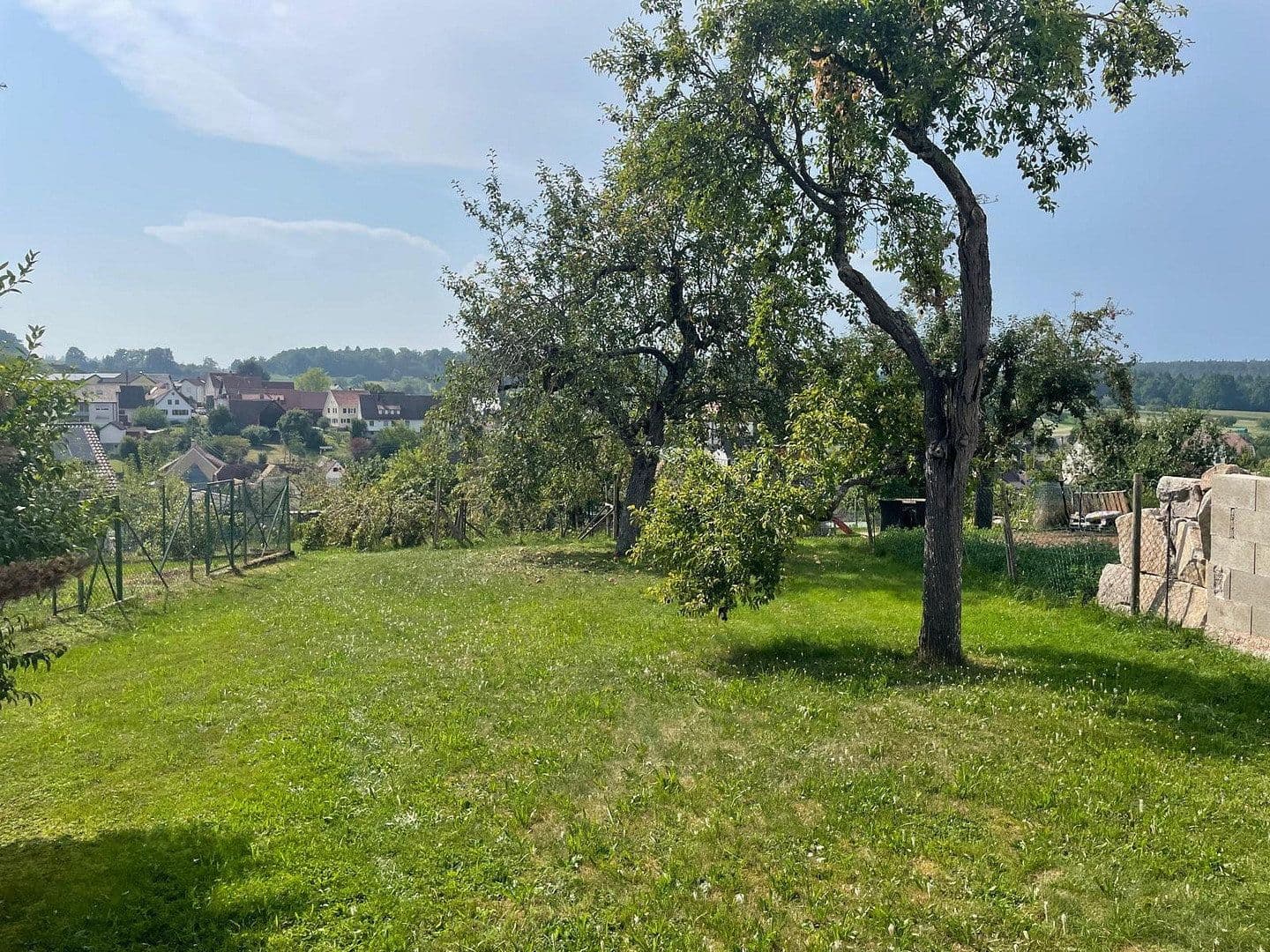 plot for sale, 894 m², Straubenhardt, Baden-Württemberg plot for sale, 894 m², Straubenhardt, Baden-Württemberg
