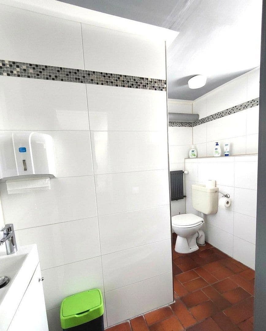 office to rent, 110 m², Rinteln, Lower Saxony office to rent, 110 m², Rinteln, Lower Saxony
