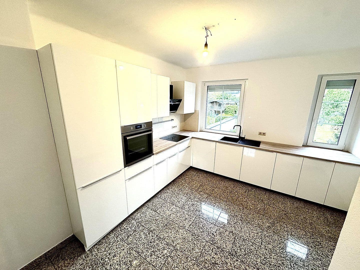 2 bedroom with open-plan kitchen flat to rent, 75 m², Lehrte, Lower Saxony 2 bedroom with open-plan kitchen flat to rent, 75 m², Lehrte, Lower Saxony
