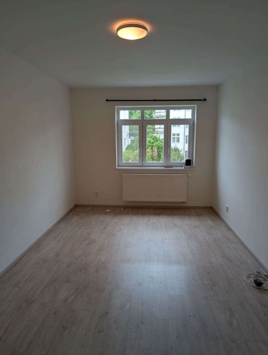 2 bedroom with open-plan kitchen flat to rent, 87 m², Pekařská, Brno, Jihomoravský Region 2 bedroom with open-plan kitchen flat to rent, 87 m², Pekařská, Brno, Jihomoravský Region