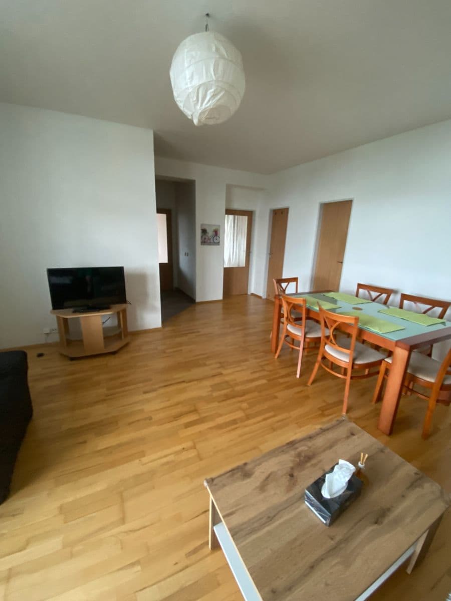 2 bedroom with open-plan kitchen flat to rent, 72 m², Vrbovecká, Plzeň, Plzeňský Region 2 bedroom with open-plan kitchen flat to rent, 72 m², Vrbovecká, Plzeň, Plzeňský Region