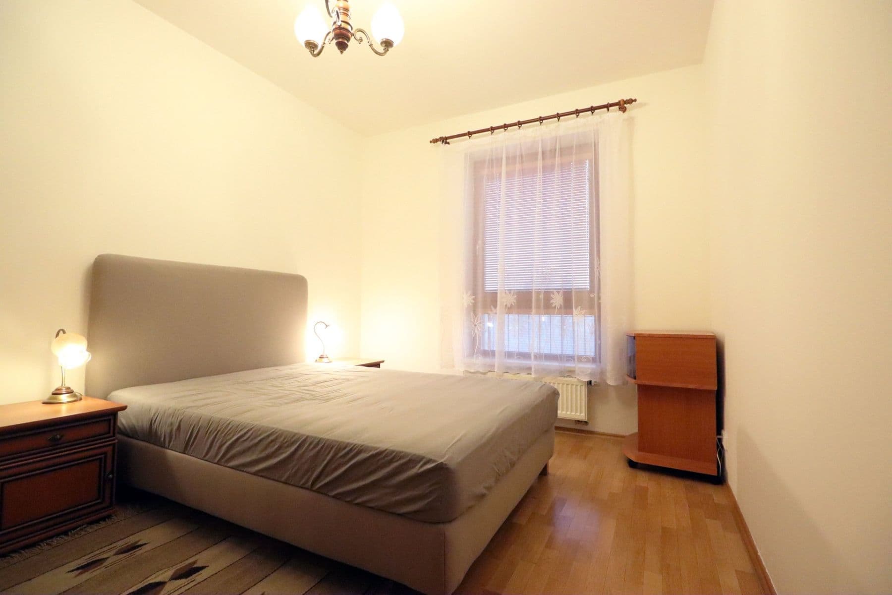 1 bedroom with open-plan kitchen flat to rent, 59 m², Podvinný mlýn, Prague, Prague 1 bedroom with open-plan kitchen flat to rent, 59 m², Podvinný mlýn, Prague, Prague