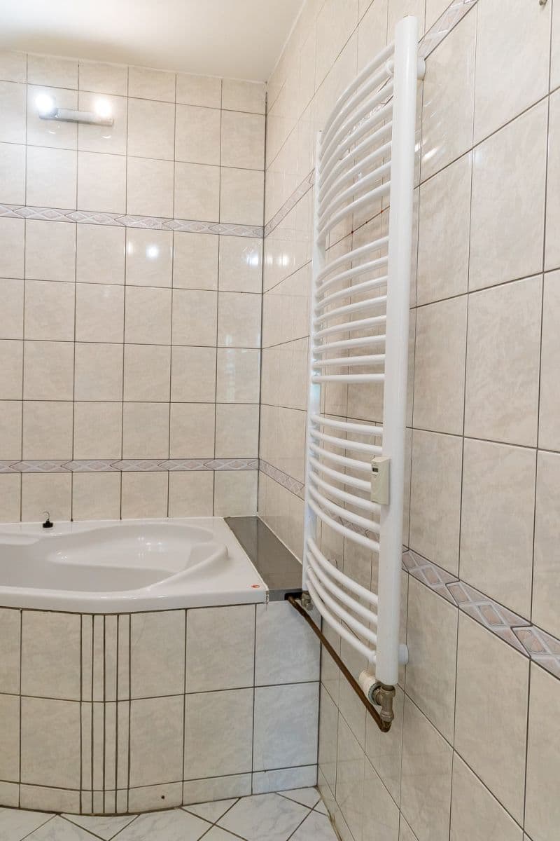 3 bedroom flat for sale, 68 m², Mánesova, Sokolov, Karlovarský Region 3 bedroom flat for sale, 68 m², Mánesova, Sokolov, Karlovarský Region