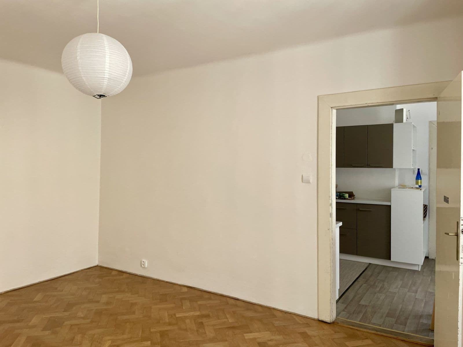 1 bedroom flat to rent, 42 m², Jugoslávských partyzánů, Prague, Prague 1 bedroom flat to rent, 42 m², Jugoslávských partyzánů, Prague, Prague