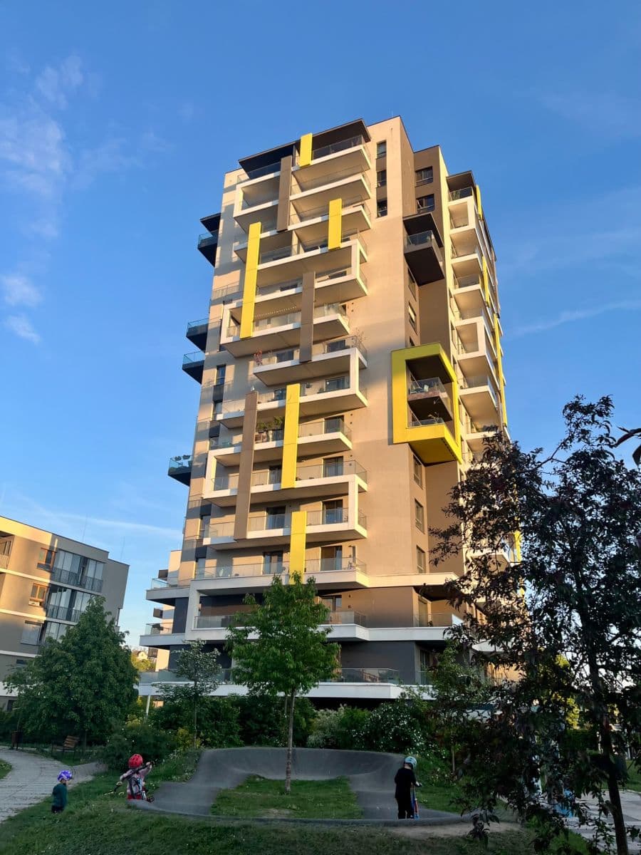 1 bedroom with open-plan kitchen flat to rent, 60 m², Zlochova, Prague, Prague 1 bedroom with open-plan kitchen flat to rent, 60 m², Zlochova, Prague, Prague