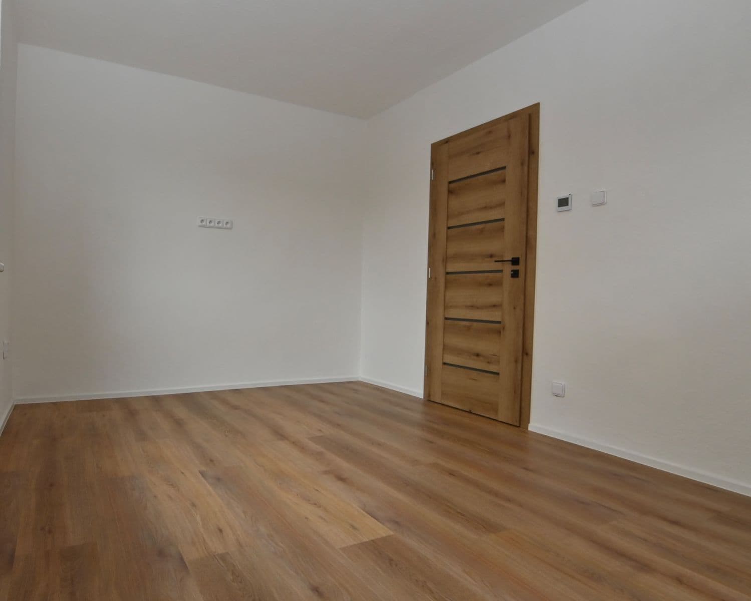1 bedroom with open-plan kitchen flat to rent, 85 m², Měšťanská, Brno, Jihomoravský Region 1 bedroom with open-plan kitchen flat to rent, 85 m², Měšťanská, Brno, Jihomoravský Region