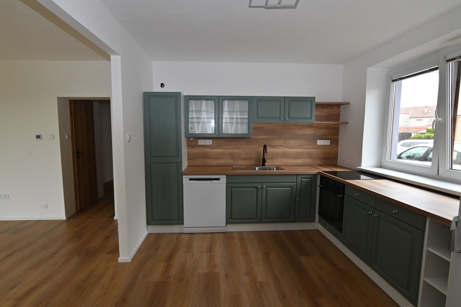 1 bedroom with open-plan kitchen flat to rent, 85 m², Měšťanská, Brno, Jihomoravský Region 1 bedroom with open-plan kitchen flat to rent, 85 m², Měšťanská, Brno, Jihomoravský Region