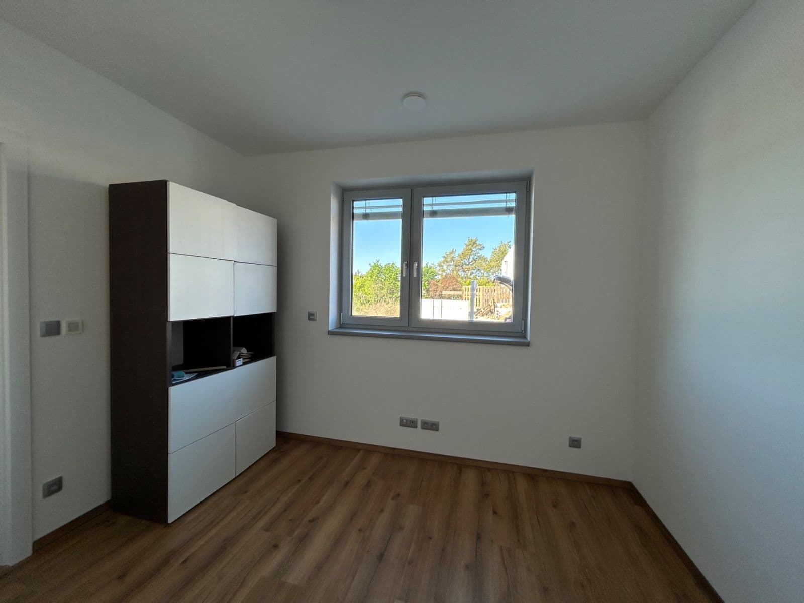 3 bedroom with open-plan kitchen flat to rent, 115 m², Šlapanice, Jihomoravský Region 3 bedroom with open-plan kitchen flat to rent, 115 m², Šlapanice, Jihomoravský Region