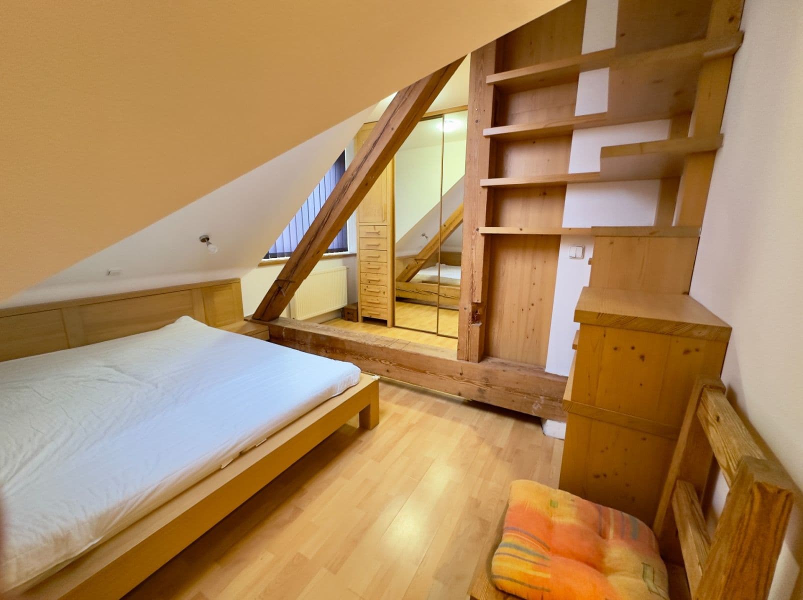 3 bedroom with open-plan kitchen flat to rent, 132 m², Velflíkova, Prague, Prague 3 bedroom with open-plan kitchen flat to rent, 132 m², Velflíkova, Prague, Prague