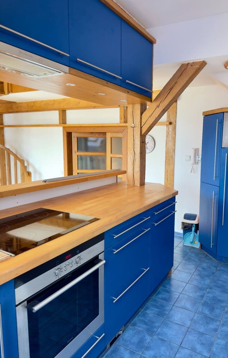 3 bedroom with open-plan kitchen flat to rent, 132 m², Velflíkova, Prague, Prague 3 bedroom with open-plan kitchen flat to rent, 132 m², Velflíkova, Prague, Prague