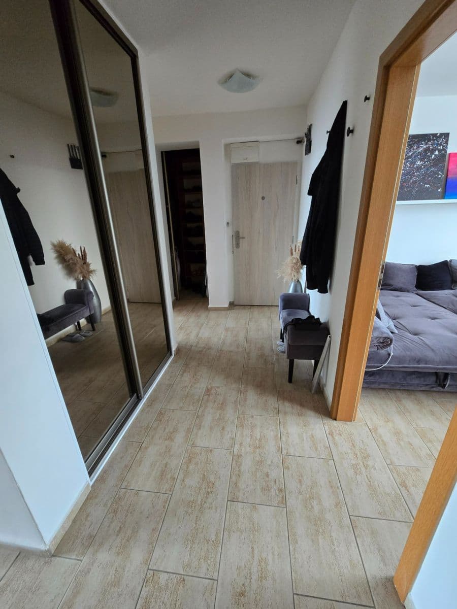 2 bedroom with open-plan kitchen flat to rent, 72 m², Bolívarova, Prague, Prague 2 bedroom with open-plan kitchen flat to rent, 72 m², Bolívarova, Prague, Prague