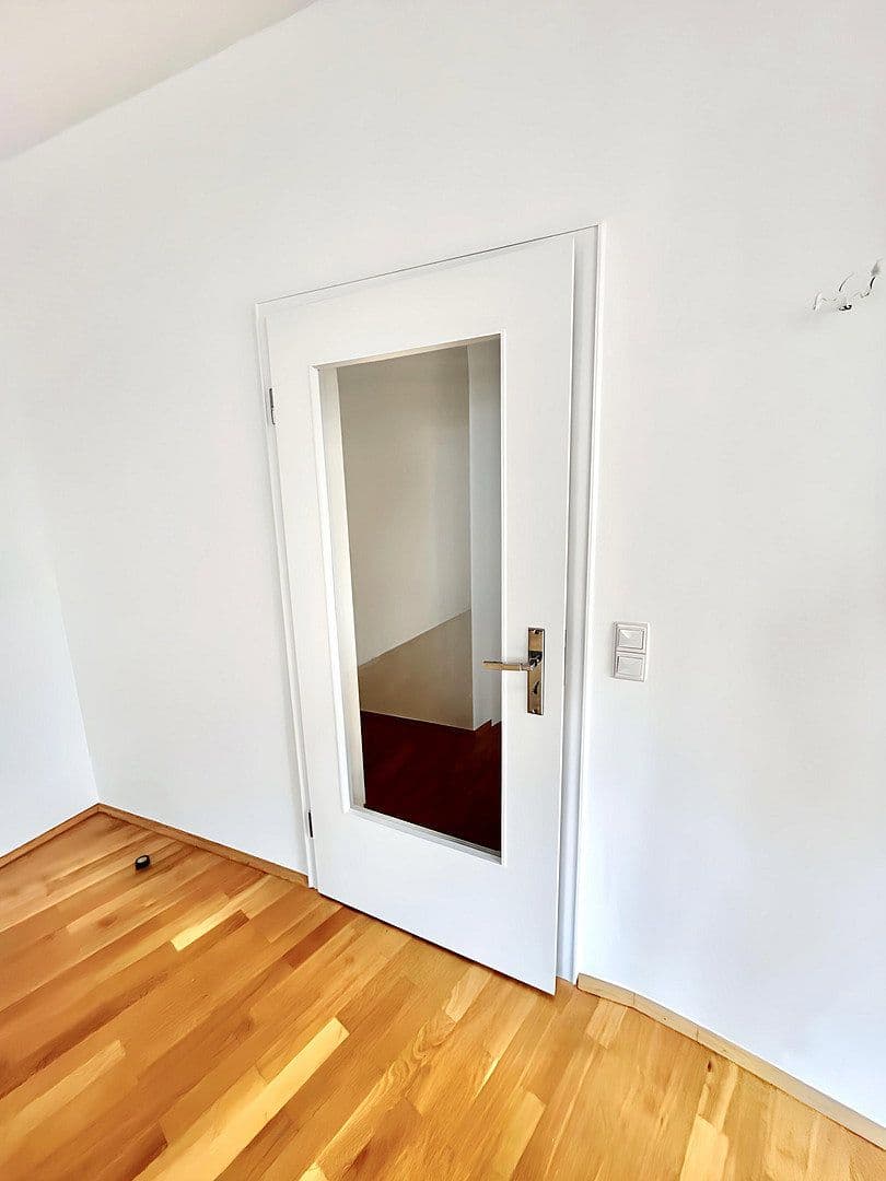 2 bedroom with open-plan kitchen flat to rent, 95 m², Oberstraße 2,, Ratingen, North Rhine-Westphalia 2 bedroom with open-plan kitchen flat to rent, 95 m², Oberstraße 2,, Ratingen, North Rhine-Westphalia