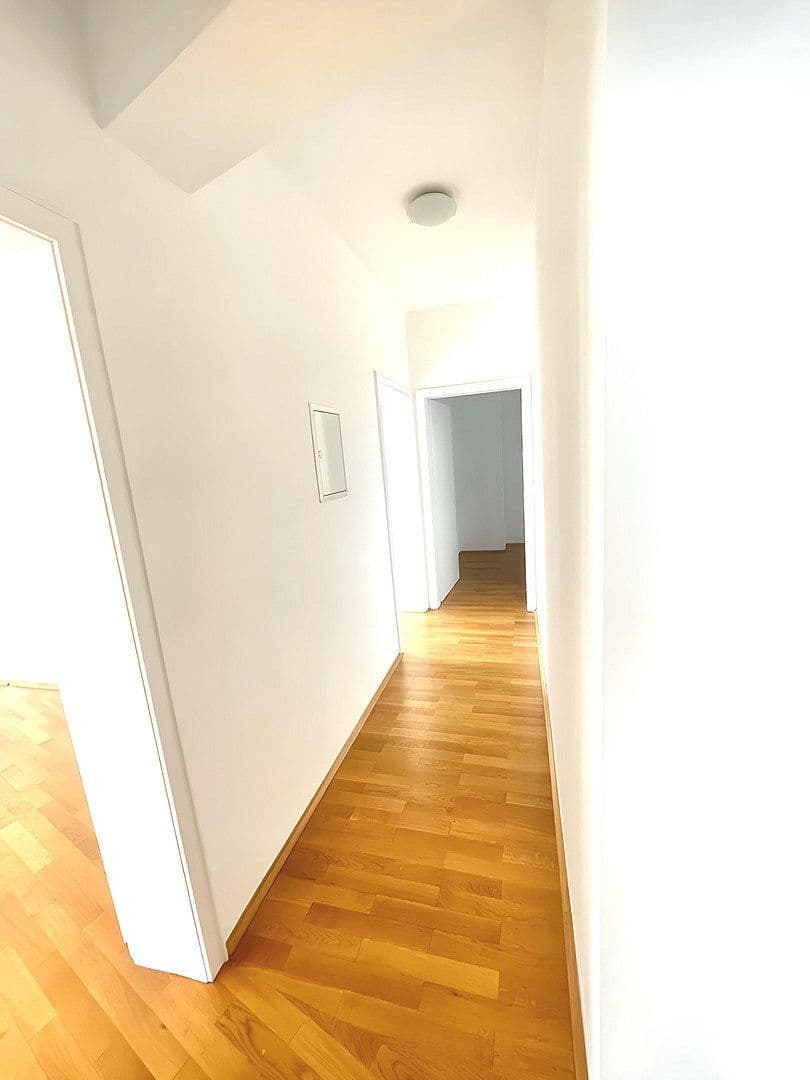 2 bedroom with open-plan kitchen flat to rent, 95 m², Oberstraße 2,, Ratingen, North Rhine-Westphalia 2 bedroom with open-plan kitchen flat to rent, 95 m², Oberstraße 2,, Ratingen, North Rhine-Westphalia