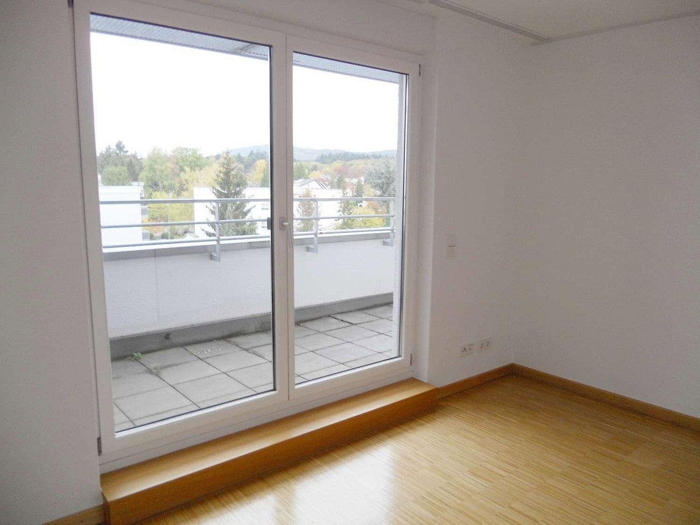 2 bedroom flat to rent, 81 m², Lindenallee 7, Bad Homburg vor der Höhe, Hesse 2 bedroom flat to rent, 81 m², Lindenallee 7, Bad Homburg vor der Höhe, Hesse