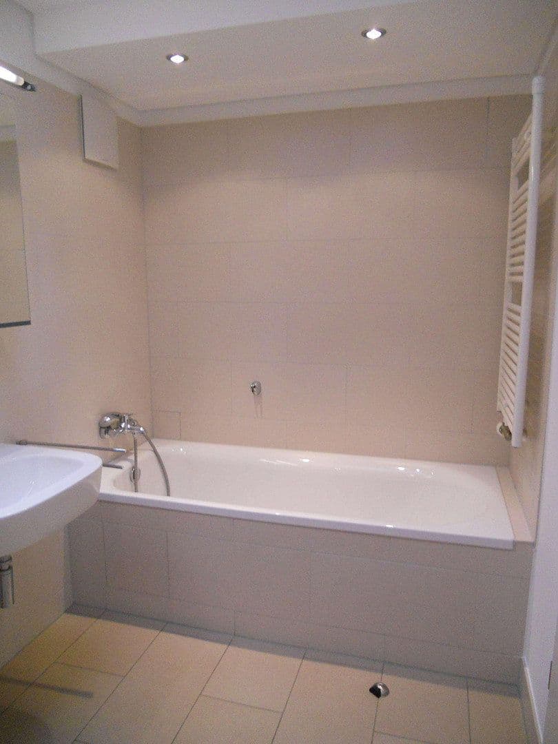 2 bedroom flat to rent, 81 m², Lindenallee 7, Bad Homburg vor der Höhe, Hesse 2 bedroom flat to rent, 81 m², Lindenallee 7, Bad Homburg vor der Höhe, Hesse