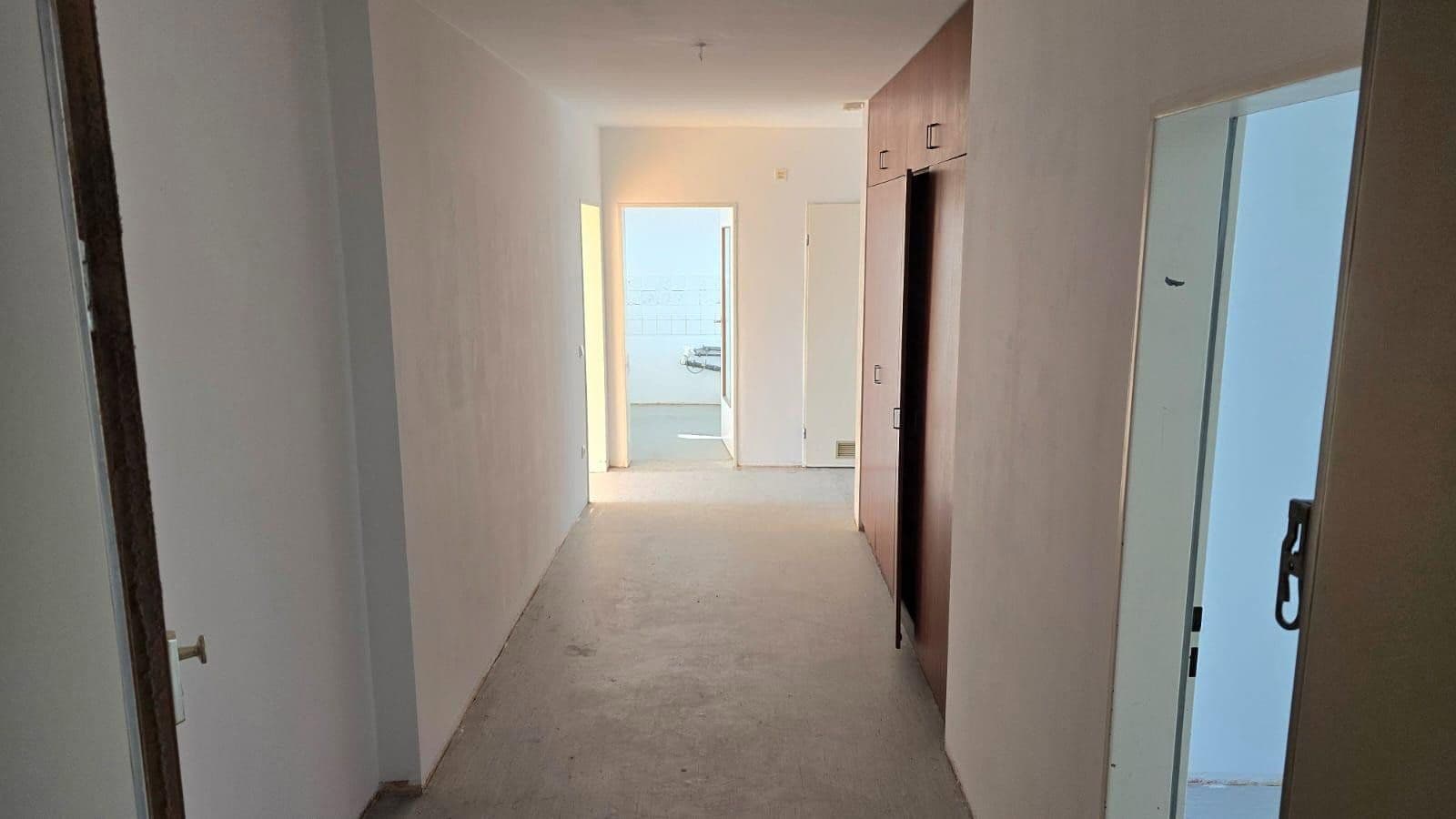 4 bedroom flat for sale, 99 m², Germering, Bavaria 4 bedroom flat for sale, 99 m², Germering, Bavaria